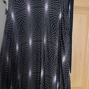 Donna RAE size 2 skits  good condition